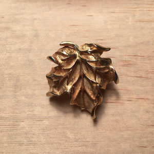Vintage Goldtone Costume Leaf Brooch